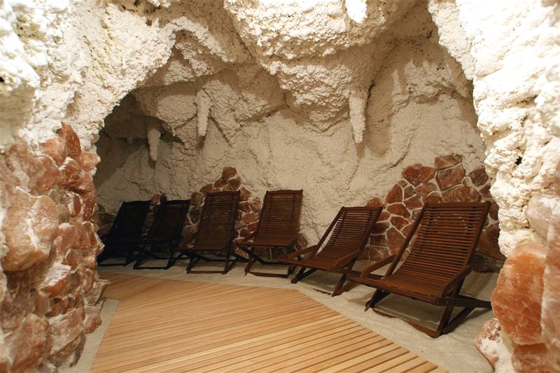 Соляные пещеры в Санкт-Петербурге